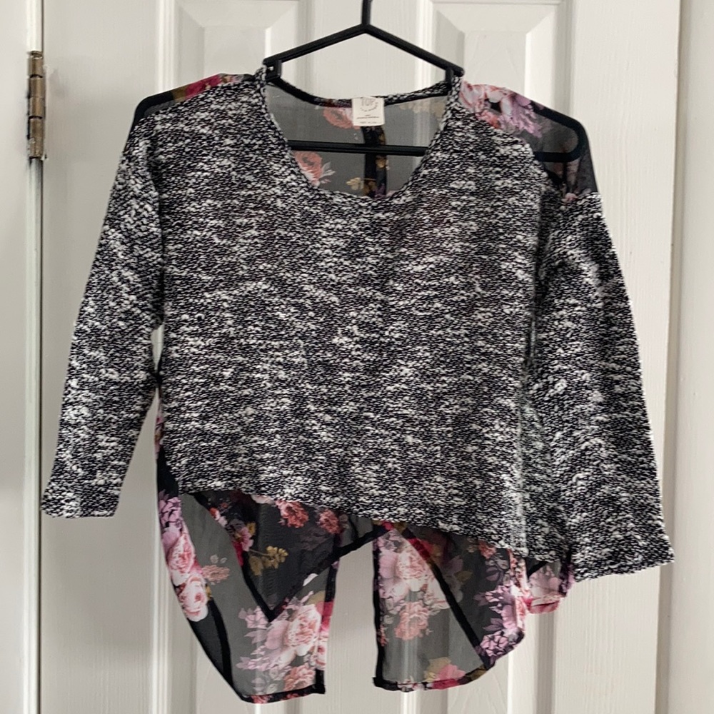 OVER THE TOP BY SARA SARA SIZE 8